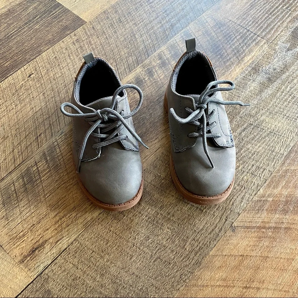 OshKosh Gray & Tan Dress Shoes